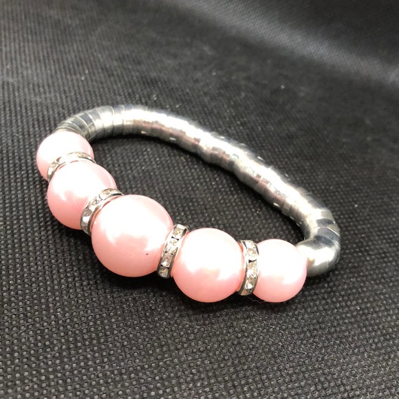 Brand New Pink Bracelet - Picture 1 of 1